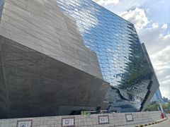 -深圳市当代艺术与城市规划馆