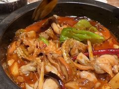 黑松露牛肝菌焖牛蛙-云海肴云南菜(浦江欢乐颂店)