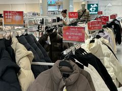 -hotwind热风(中贸广场店)