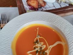 -YUE·6·西式融合餐厅(外滩六号店)