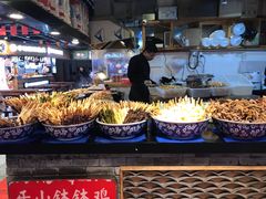 自助取餐区-八一好吃街·高品美食广场