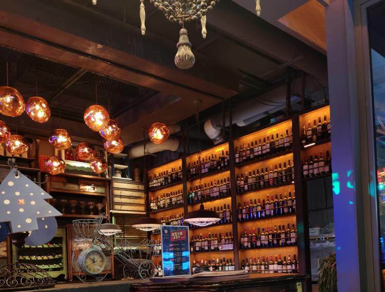 浅葱小唱(老城根店)-"第一次来老城根逛逛,打卡浅葱小唱,听着名.