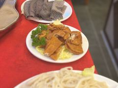 -山城年华老火锅(玉林店)