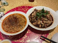 -柏合黄记豆腐皮饭店