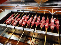 -哈尔滨小酒馆·鲜肉现穿自助烧烤(康新花园店)