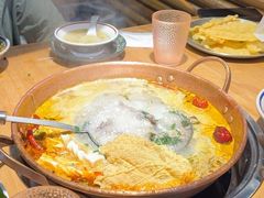 -洱火云南酸菜牛肉火锅(石景山当代商城店)