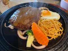 -暖山咖啡西餐厅