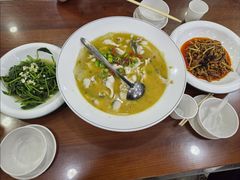 -椒香川流不息川菜馆(二七北路店)