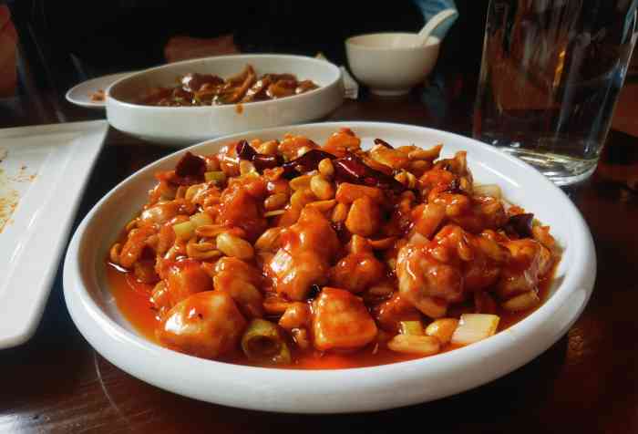 天府食舫(四川大厦店)-"92位置 停车就在阜成门阜外医院东边,.