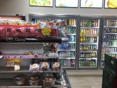 -全家便利店(世贸丽晶城店)