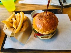 特制牛肉汉堡-EN SPACE恩空间