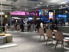 大堂-奈雪的茶(湖滨银泰in77C区PRO店)