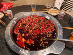-洞亭火锅(防空洞总店)