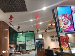 -小杨生煎(金山百联购物中心3楼店)