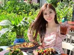 -春天里餐厅·云南创意菜特色美食(束河店)