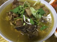 -穆豪麦蒸碗羊羔肉