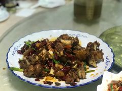 香辣猪蹄-洪霞餐馆