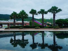 -亚龙湾中心广场