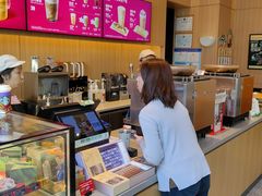 -星巴克(上海长宁来福士1F店)