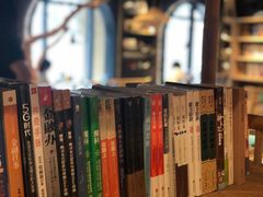 -光海书局(南京东路第一百货店)