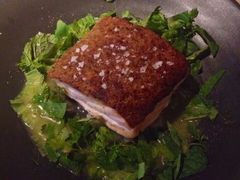 牛肝菌裹三文鱼-Carbon莫卡哆·意大利复古集市餐厅(杭州大厦店)
