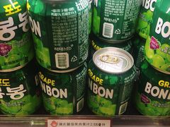 海太葡萄果肉果汁-老婆大人量贩零食连锁象山石浦南屏路店