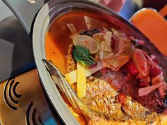 -令狐冲·炭烤活鱼(宝龙店)