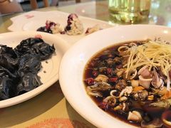 -添福来墨鱼饺子 · 海鲜东北菜(大连星海·黄浦路店)