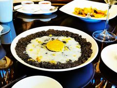 马蹄咸蛋墨鱼汁蒸肉饼-北京四季酒店·采逸轩