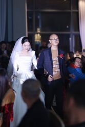 -予白婚纱礼服馆