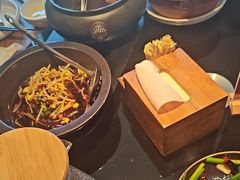 -云海肴·汽锅鸡·云南菜(天山百盛优客店)