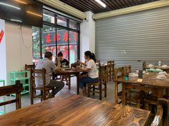 大堂-顺德公平靓正特色牛花粥(花都店)