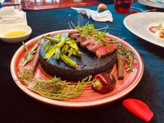 炭烤滋滋纯血和牛牛腩排-BROWNSTONE GRILL HOUSE布朗石炭烤之家