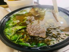 -荀记肉夹馍(三八家乐福店)