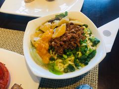 -三亚湾海居铂尔曼度假酒店