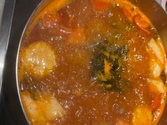 -尚尚仙·酸汤猪手·猪肚鸡火锅(华联万柳购物中心店)