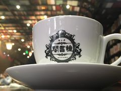 -钟书阁(松江泰晤士小镇店)