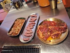 -又见炊烟炭火烤肉(五一新村店)