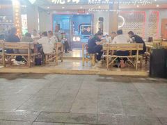 -一品江湖烧烤餐厅