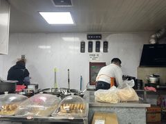 -荣巷小馄饨(荣巷店)