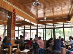 大堂-小六农家乐(崇明西沙湿地店)