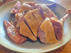 -头上红煨盐鸡乡村食府