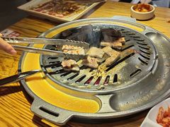 -喜来稀肉(北外滩白玉兰广场店)