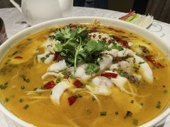 -湖庭壹品鸭王·传统北京烤鸭·别墅私房菜·庭院宵夜(江宁店)