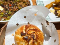 烤破酥包-云海肴·汽锅鸡·云南菜(高德置地店)