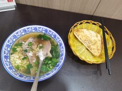 -丰登陕西水盆牛羊肉·泡馍