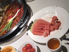 -茅草房·河畔园林火锅