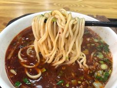 -马德元纯汤牛肉面(太奥广场店)