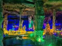 -泰安地下龙宫景区