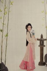 -九月鹰飞汉服摄影工作室